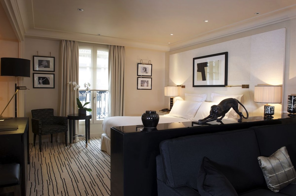 Hotel Montaigne 26/69