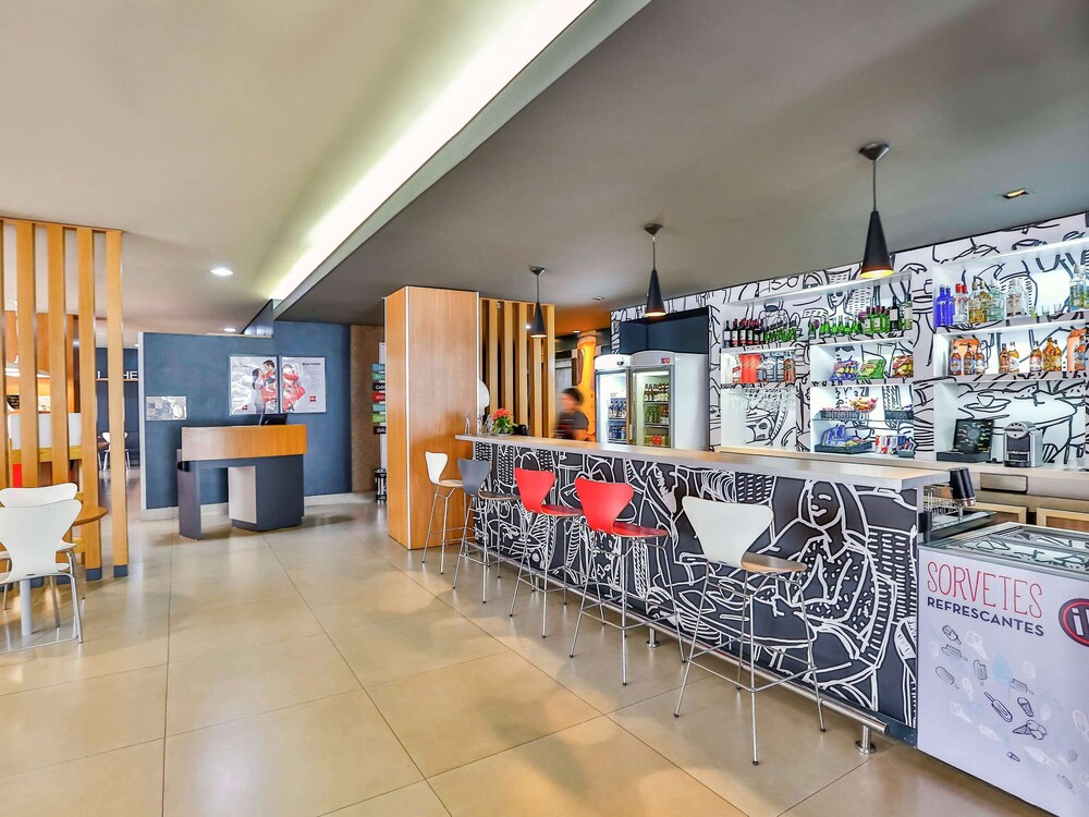 Ibis Goiania 13/64