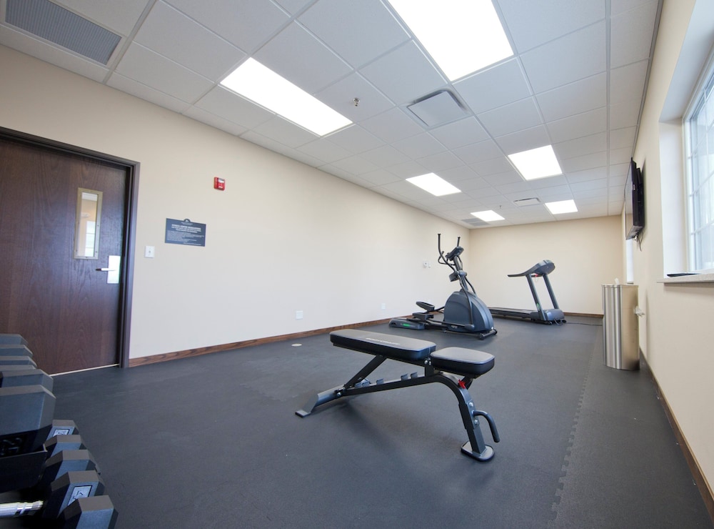 Cobblestone Inn & Suites - Boone 22/50