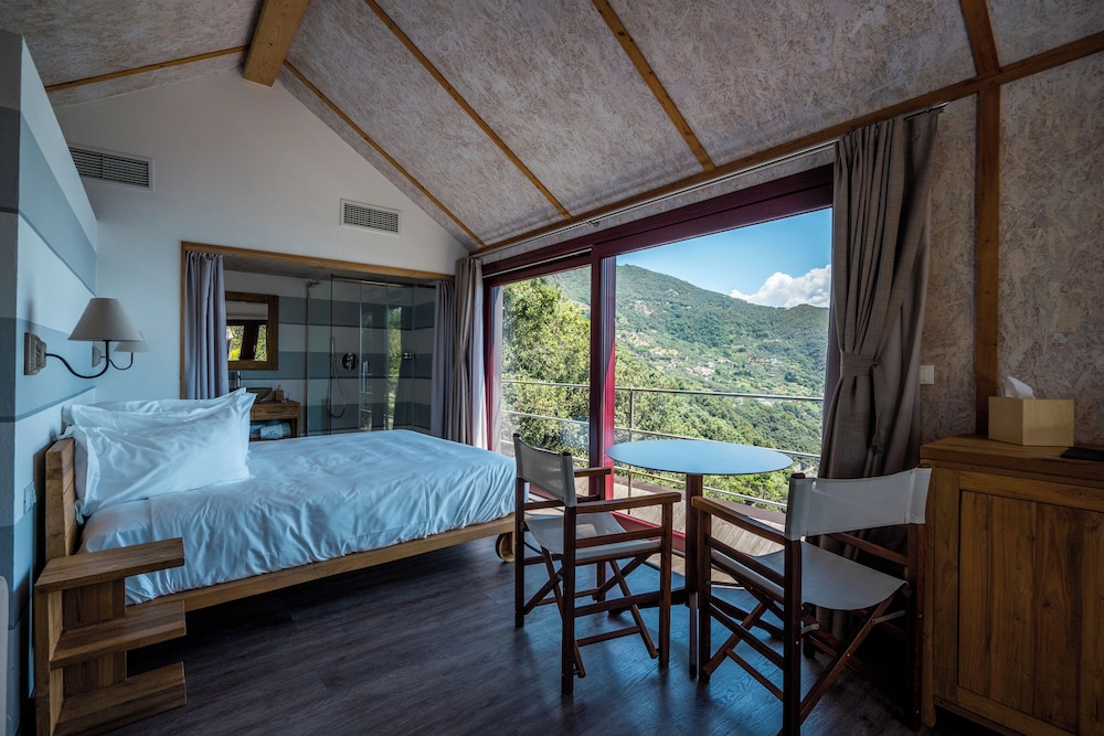 Sesta Terra Natural Resort 15/50