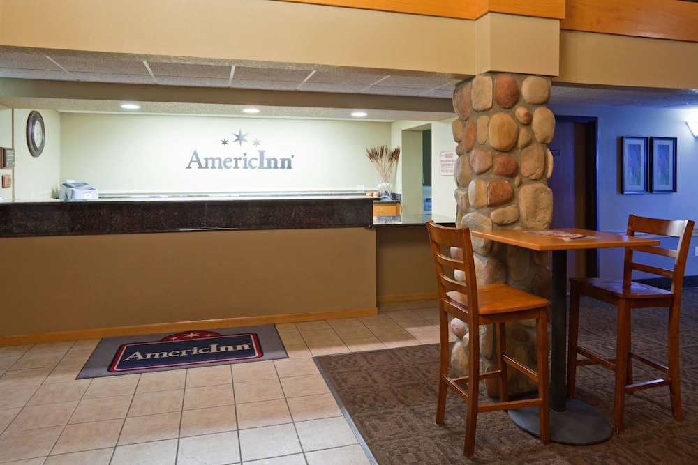 AmericInn by Wyndham Bismarck 43/49