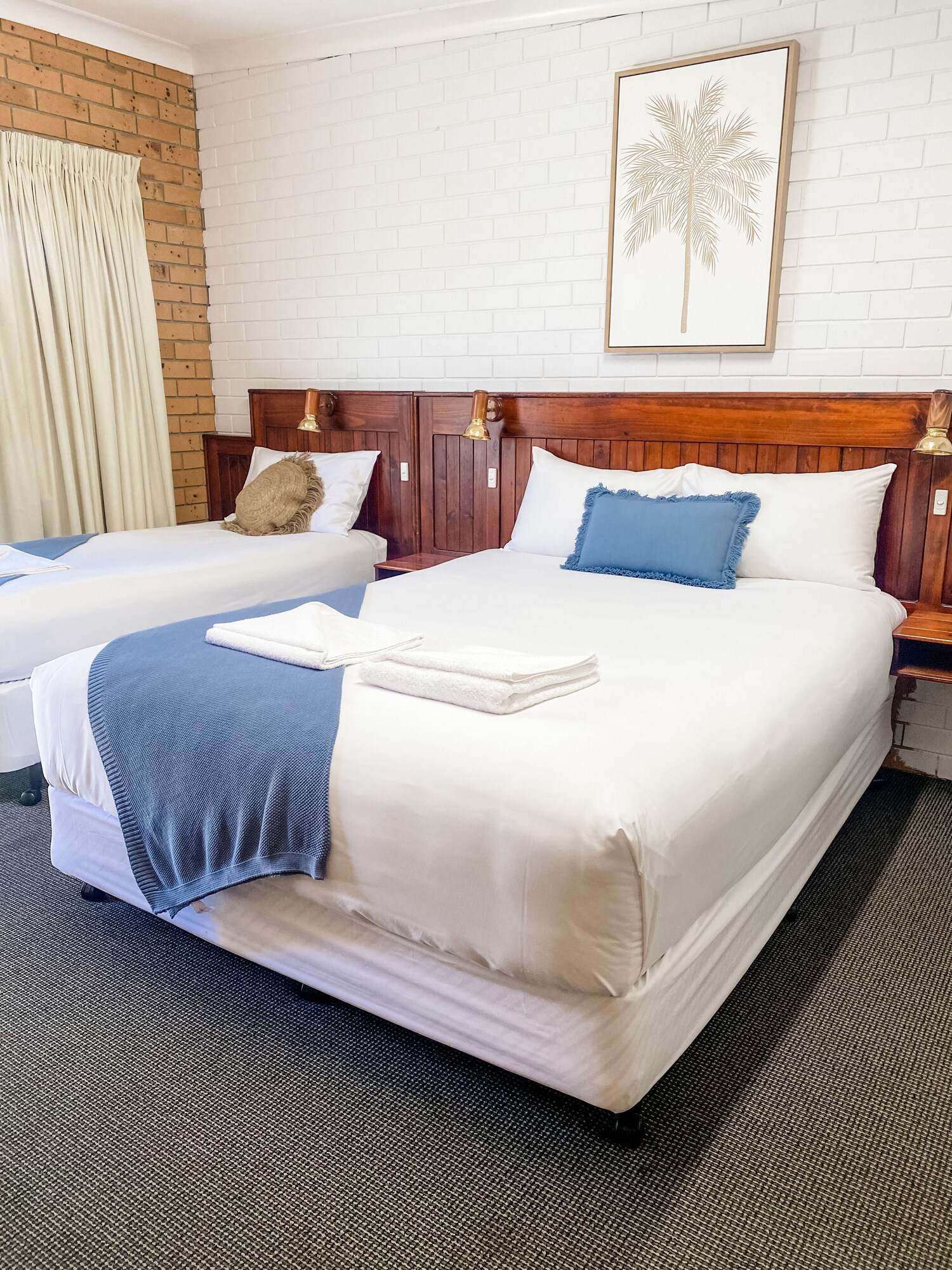 Deluxe, Triple, Multiple Beds, Pool Access
