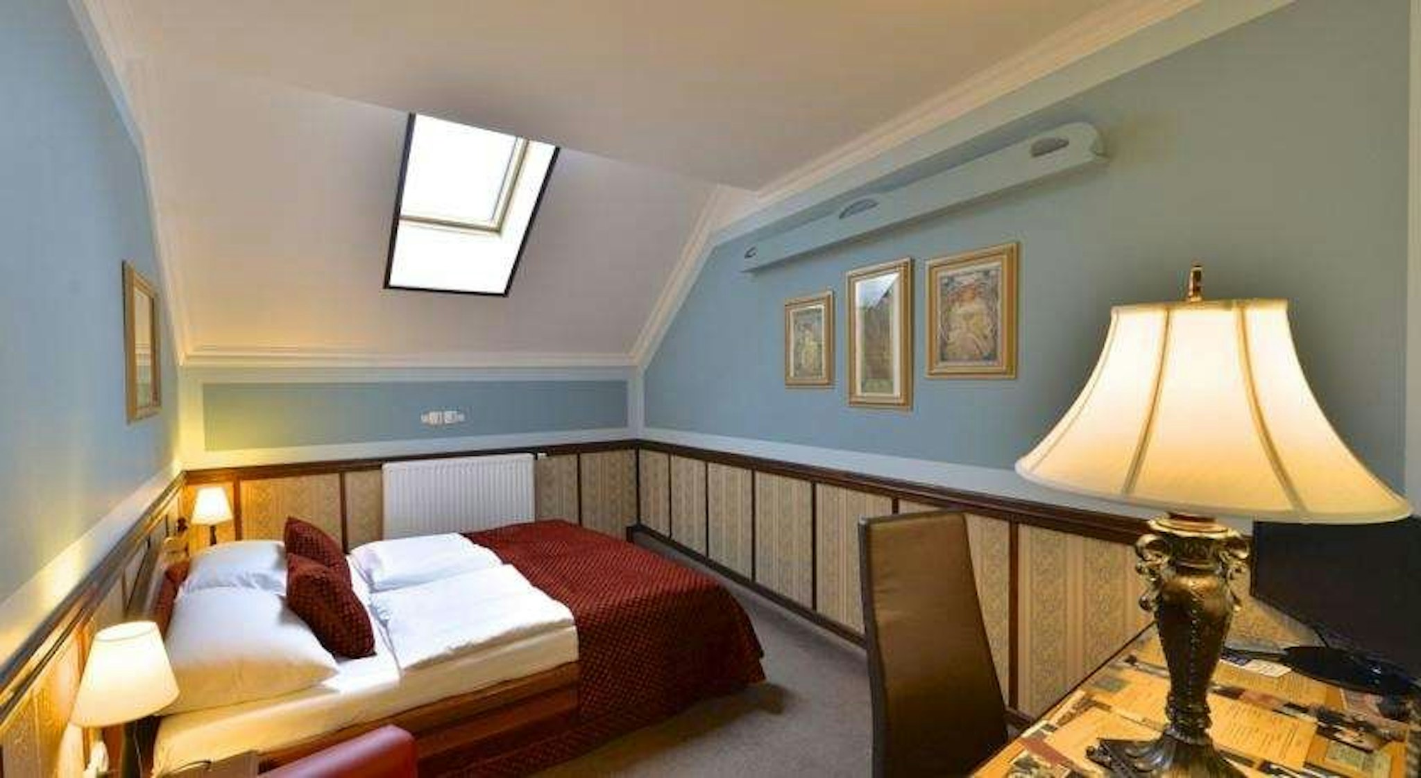 HASTAL HOTEL 20/42