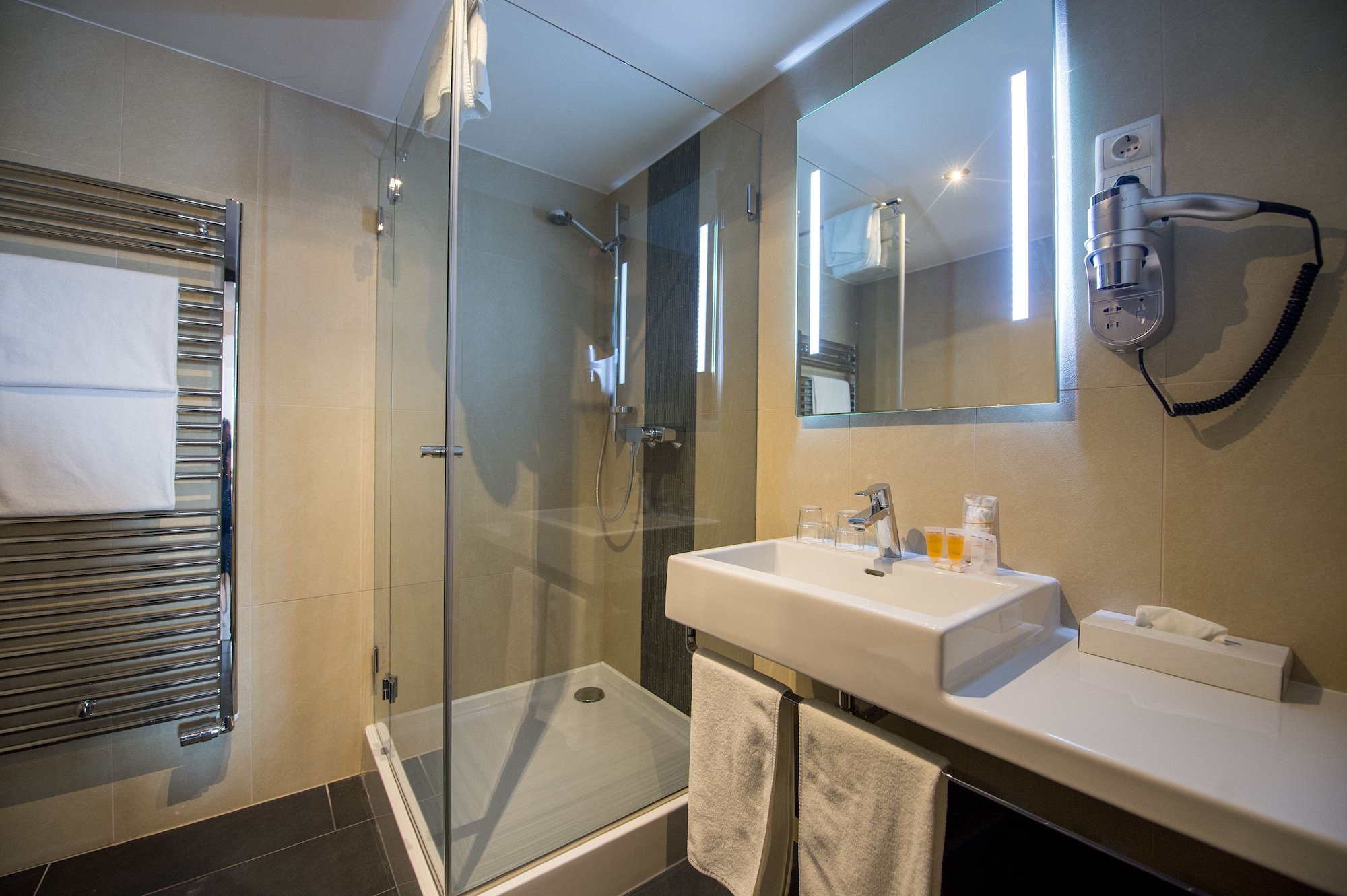 غرفة سوبيريور بسرير مزدوج، The Three Corners Hotel Art Formerly Best Western Hotel Art 9/10