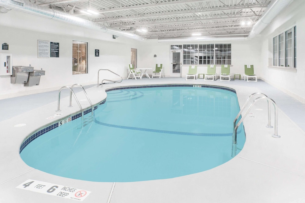 Wingate By Wyndham Ellicottville 20/31