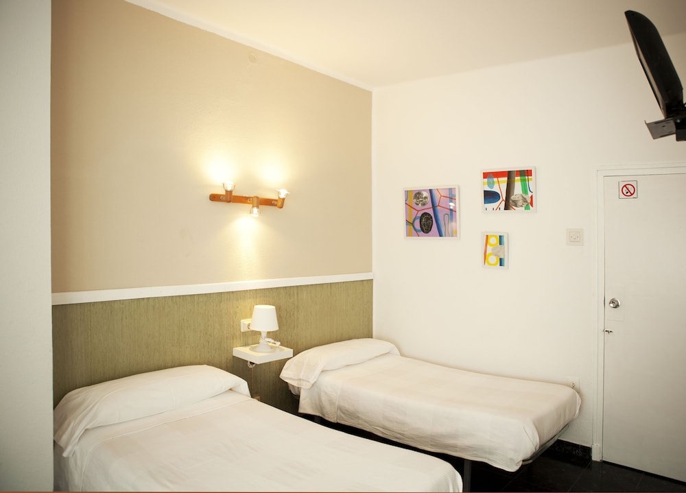 Malvarrosa Beach Rooms 16/41