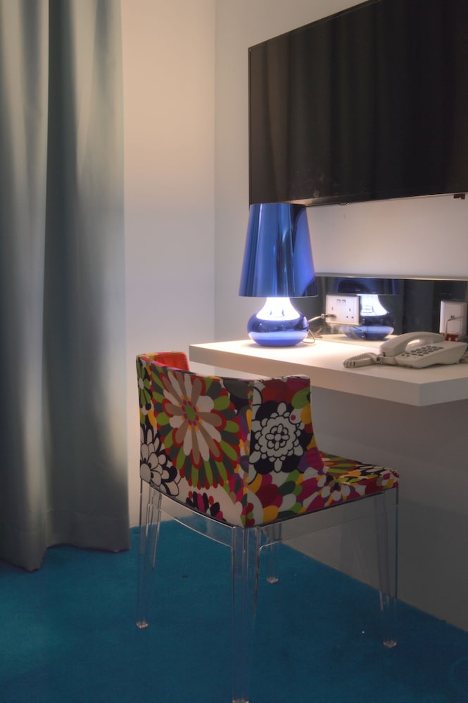Melange Boutique Hotel 27/37