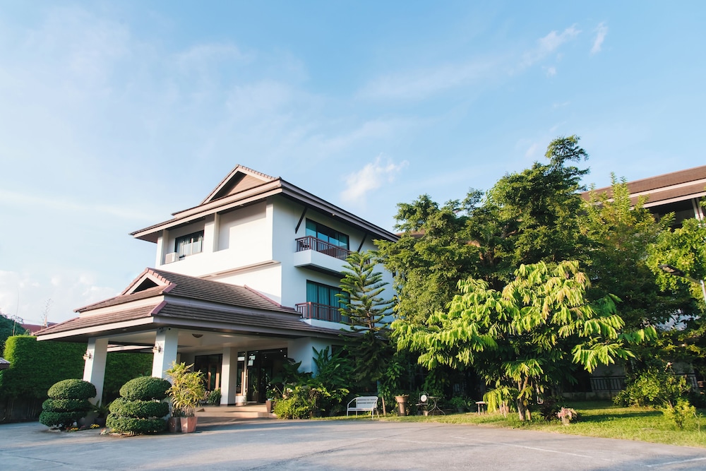 Wilacha Chiangrai Hotel 3/55