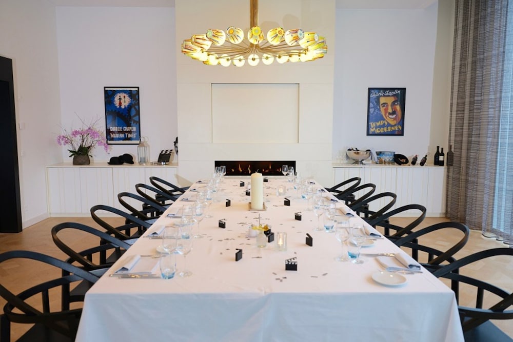 Modern Times Hotel, Vevey, A Tribute Portfolio Hotel 73/79