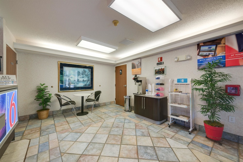 Motel6 Statesville, NC 13/41