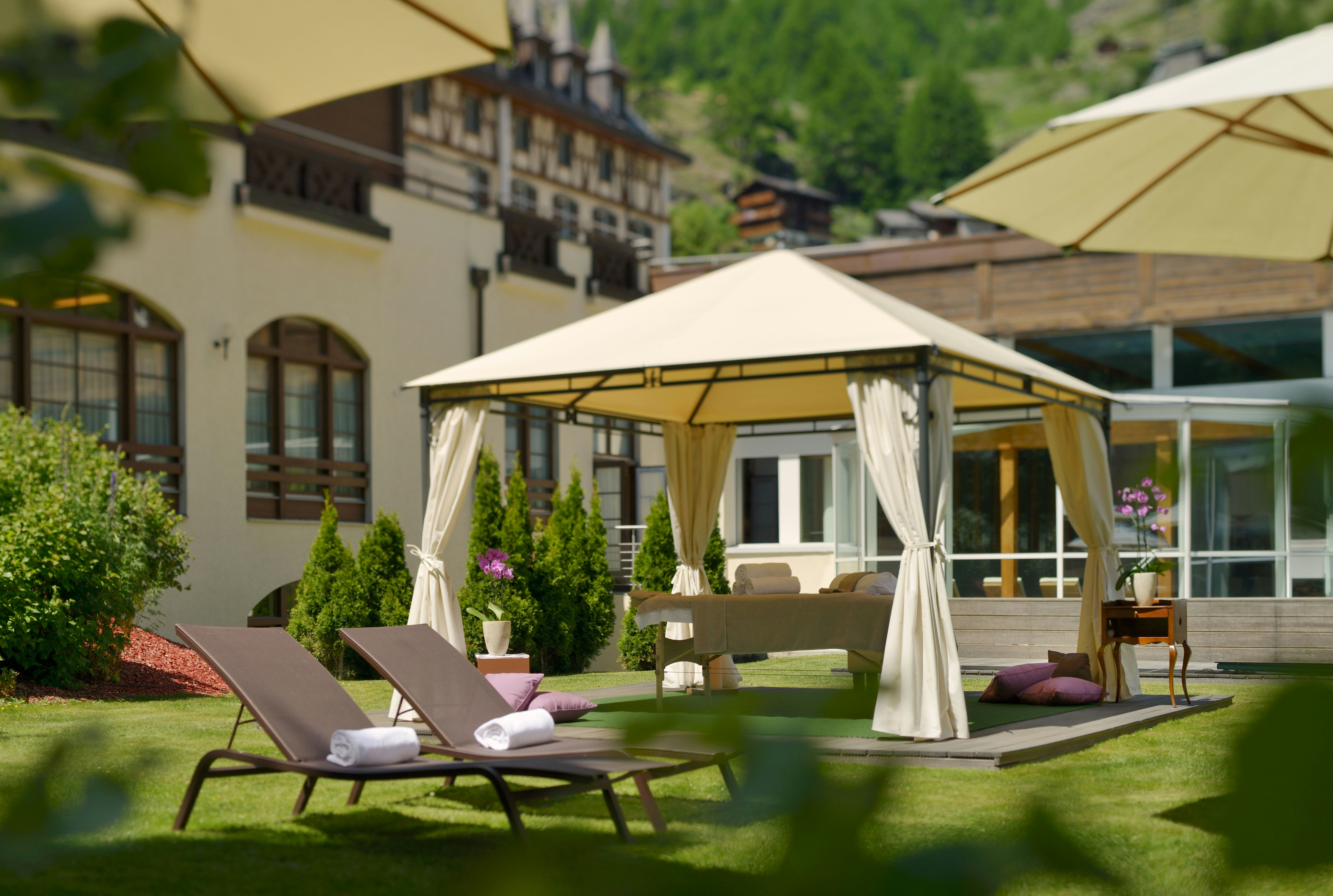 Mont Cervin Palace 76/79