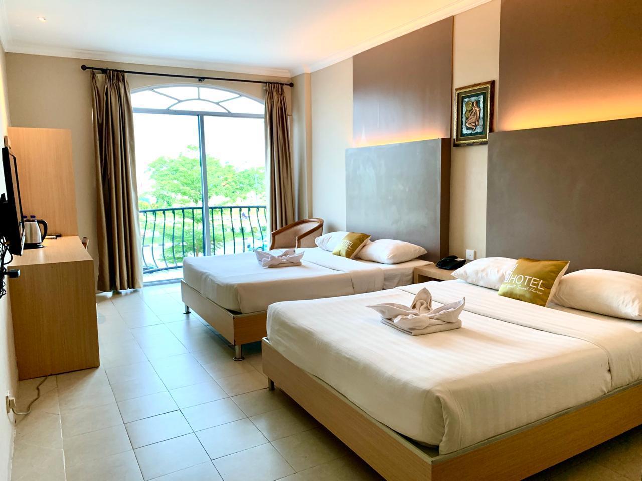 غرفة ديلوكس عائلية بسريرين كوين، SKY VIEW HOTEL 2/2