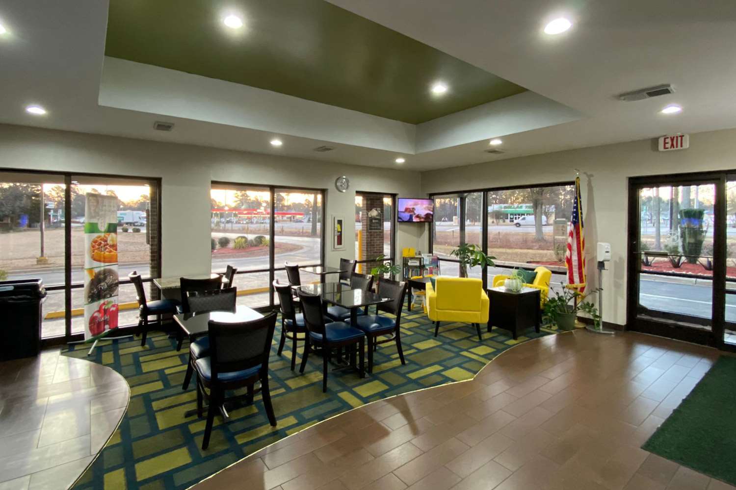 Quality Inn Kenly I-95 34/50