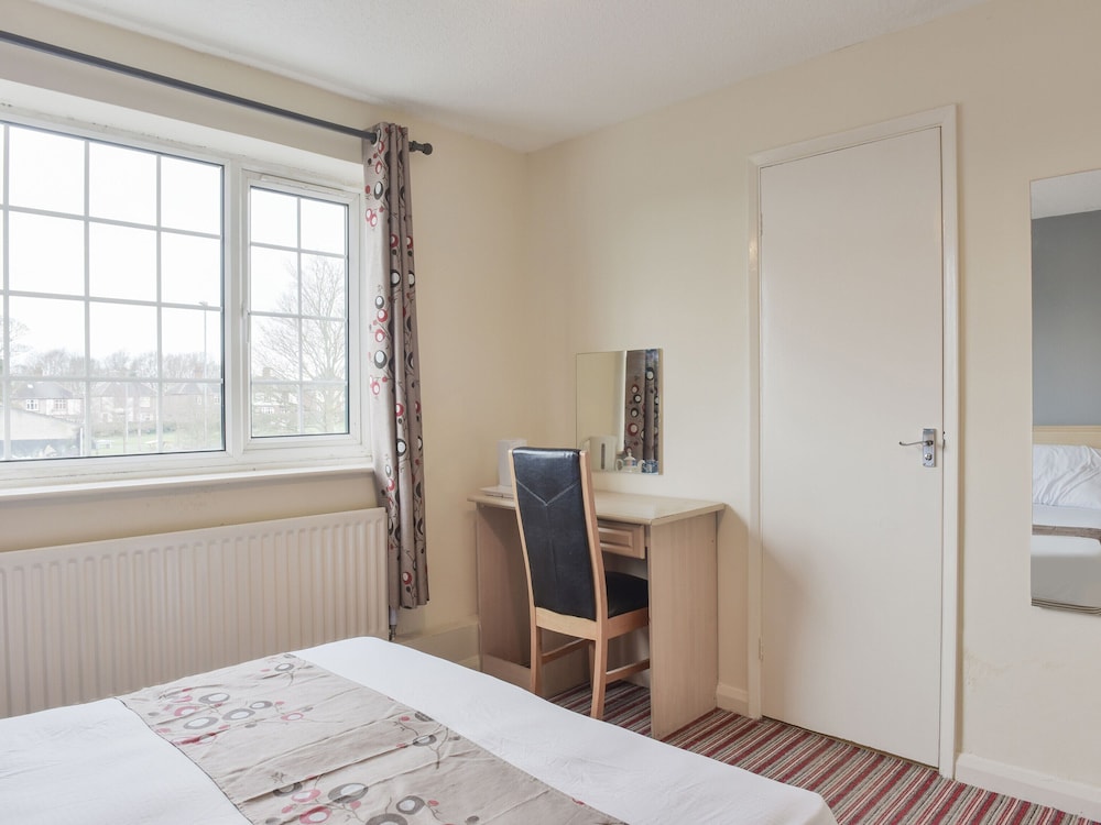 OYO Shilton Inn 16/46