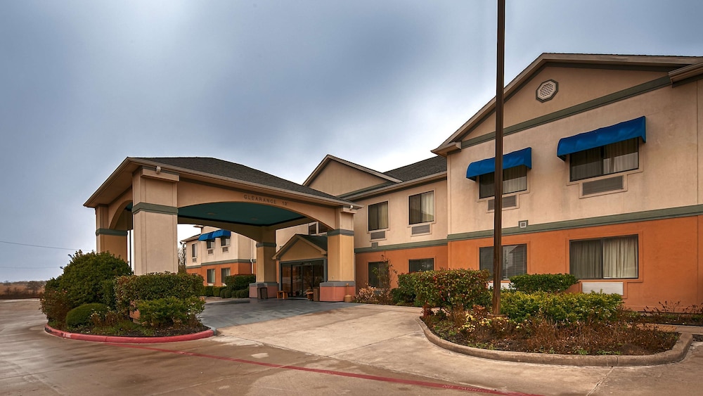 Best Western Executive Inn and Suites 1/29