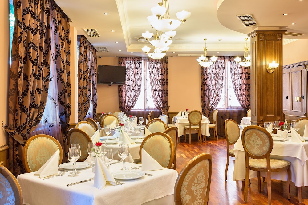 Hotel Club Central 39/49