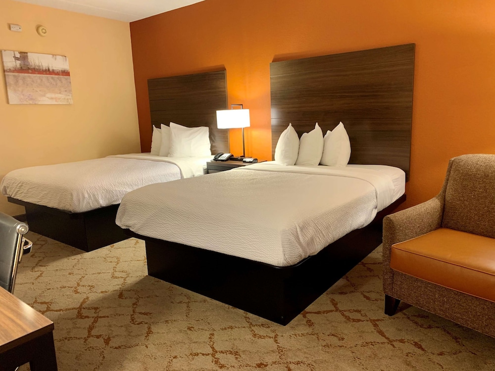 Best Western Grand Victorian Inn 17/48