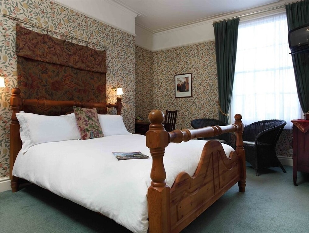 Holmwood House Hotel 5/23