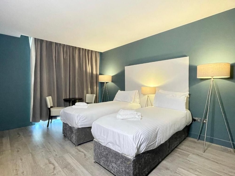 Axiom Park Hotel 16/50