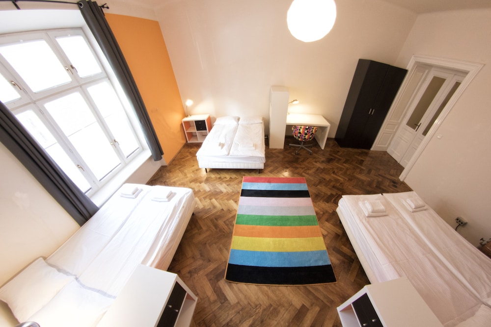 Yourplace Central Apartments 19/50