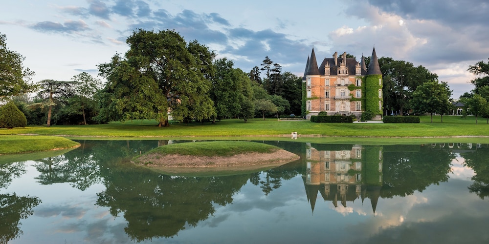 Chateau D'Apigne Rennes 38/50