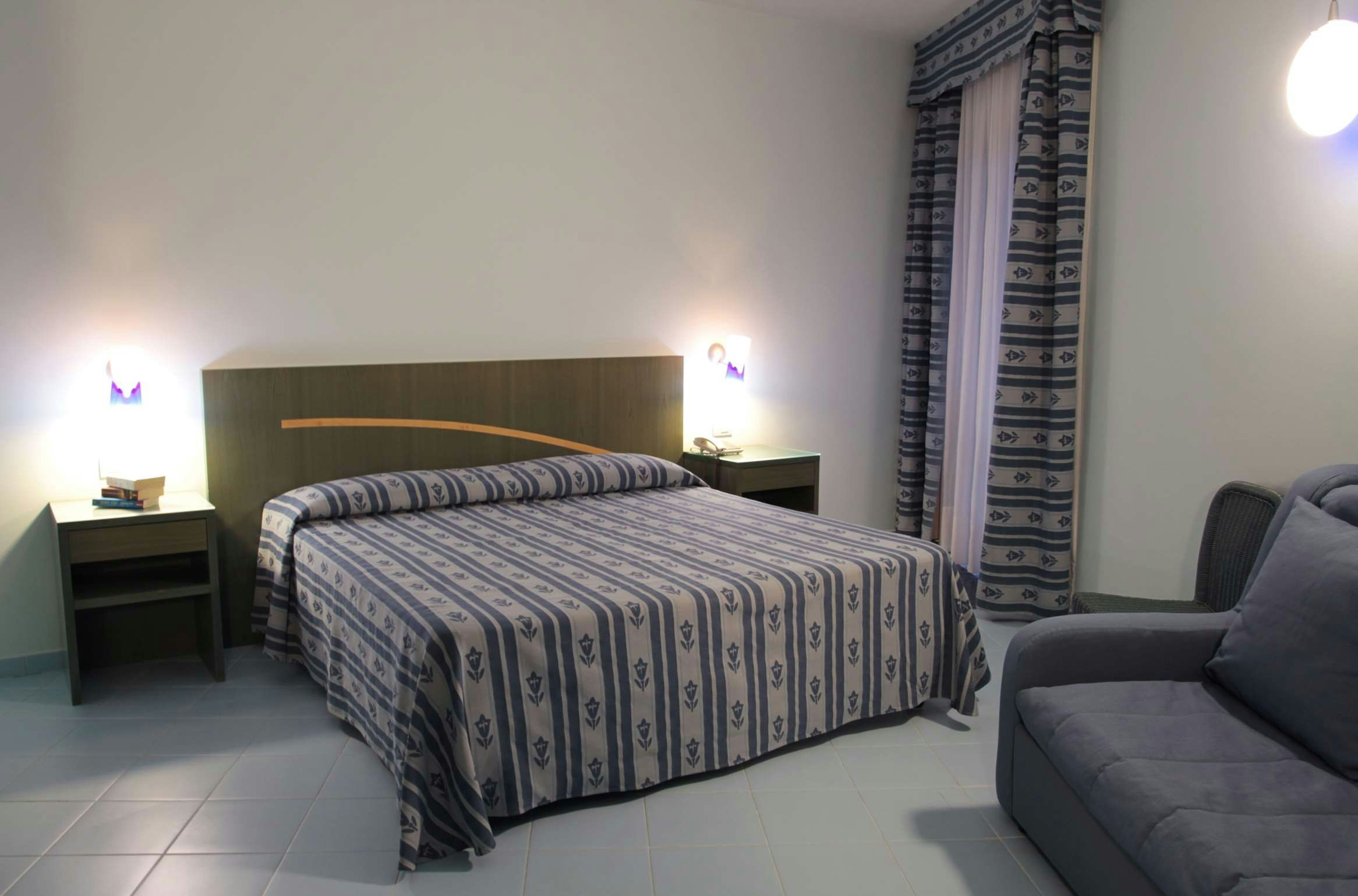 RADA SIRI HOTEL 4/29
