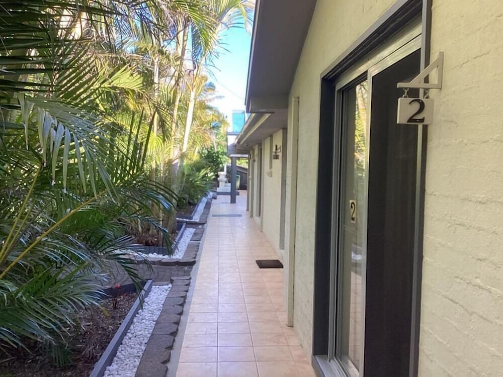 Tiarri Terrigal 33/50