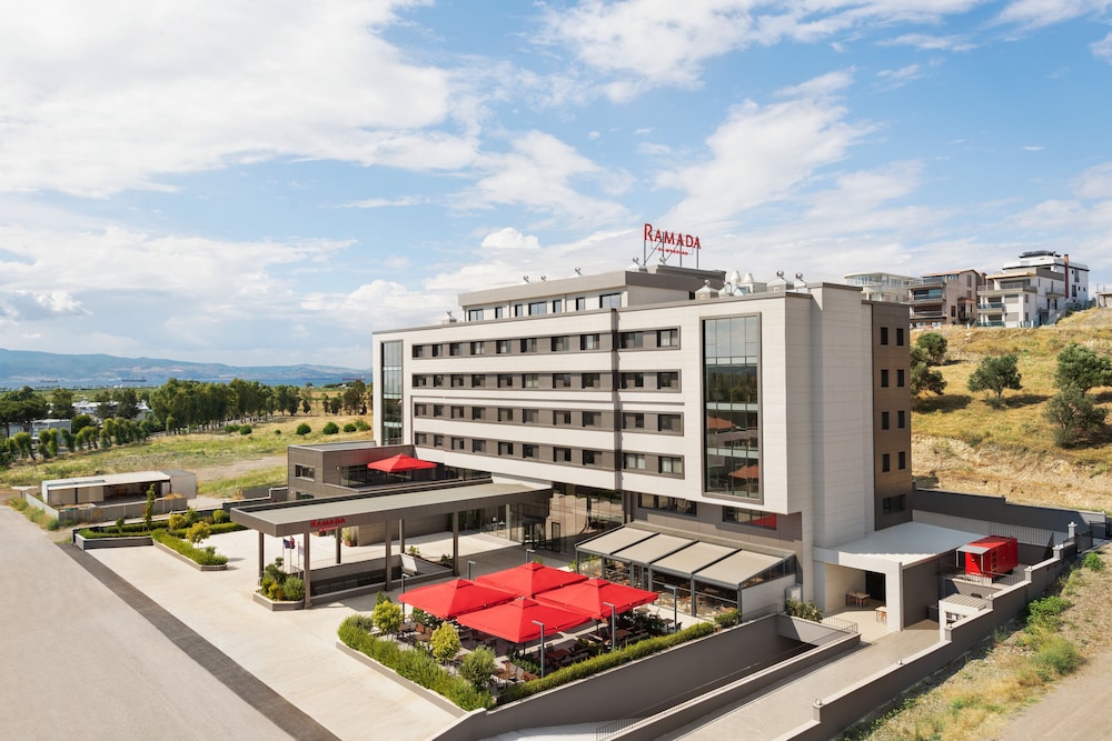 Ramada by Wyndham Izmir Aliaga in Aliaga