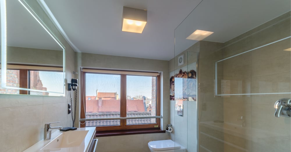 Celestin Residence 50/50