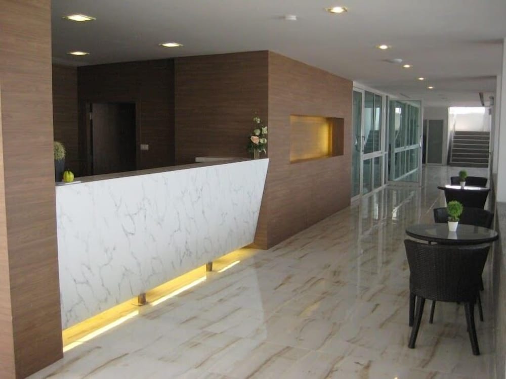 Nantra Pattaya Baan Ampoe Beach 5/40