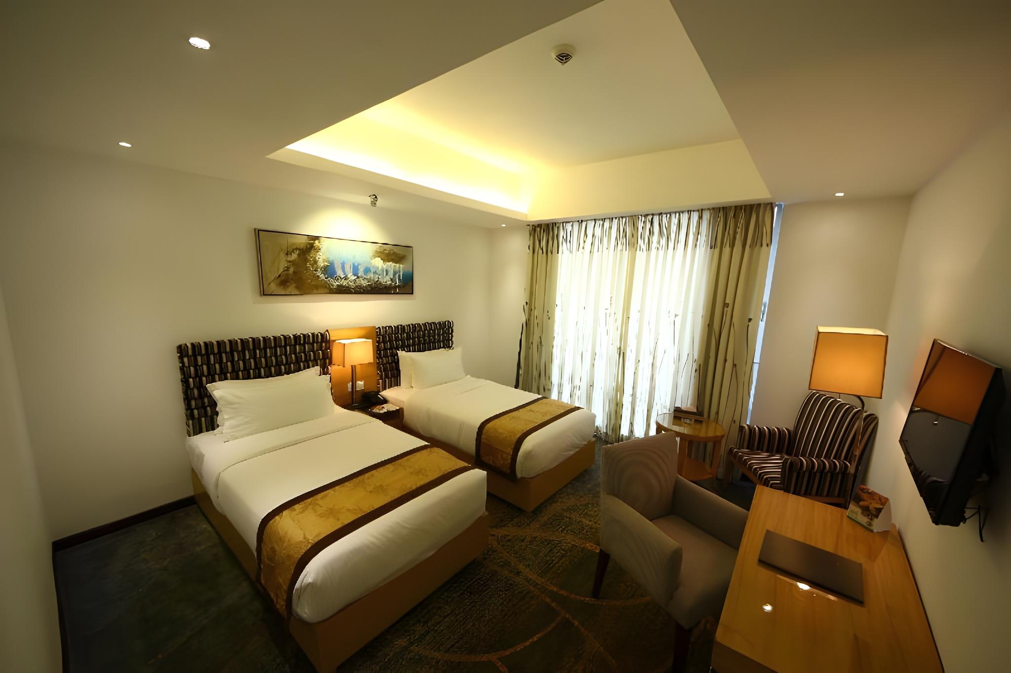 Twin Canary Premium Room