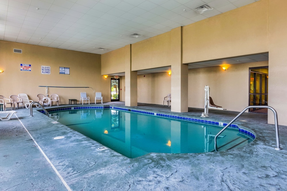 swimming pool spa
