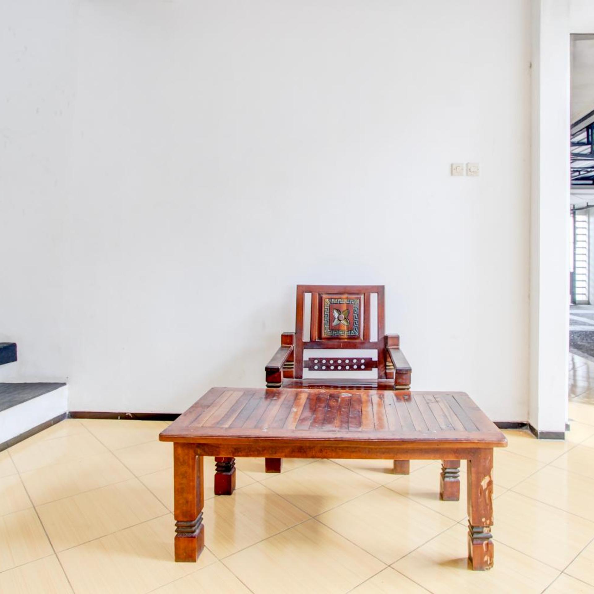 Hotel O Ump Near Rs Margono 32/34