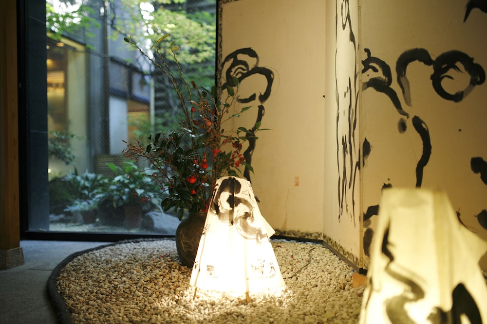 Hatori 8/50