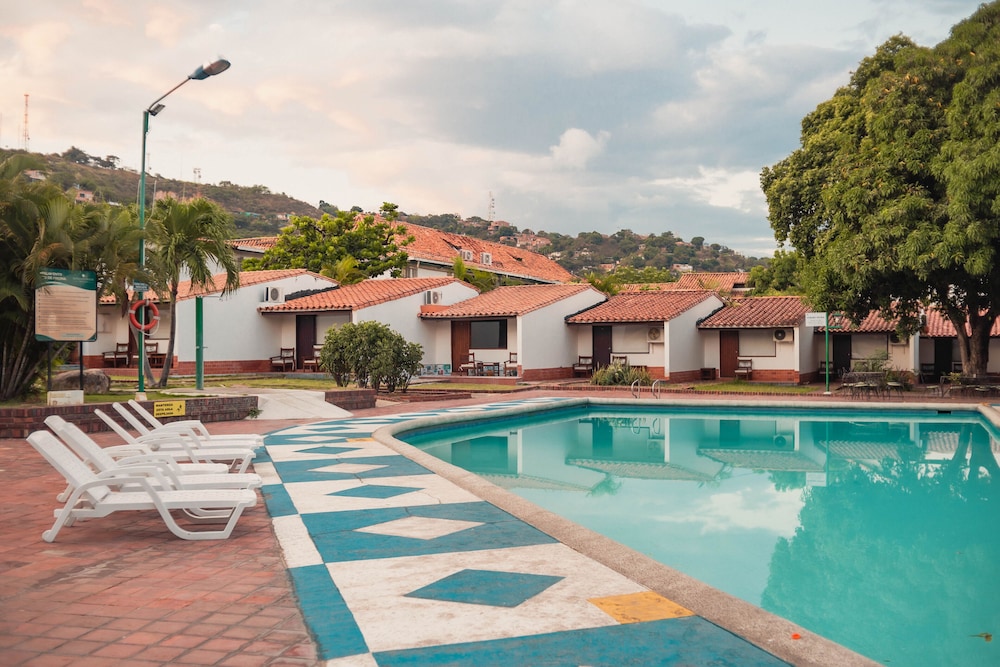 Hotel Faranda Bolivar Cucuta, A Member Of Radisson Individuals 68/71
