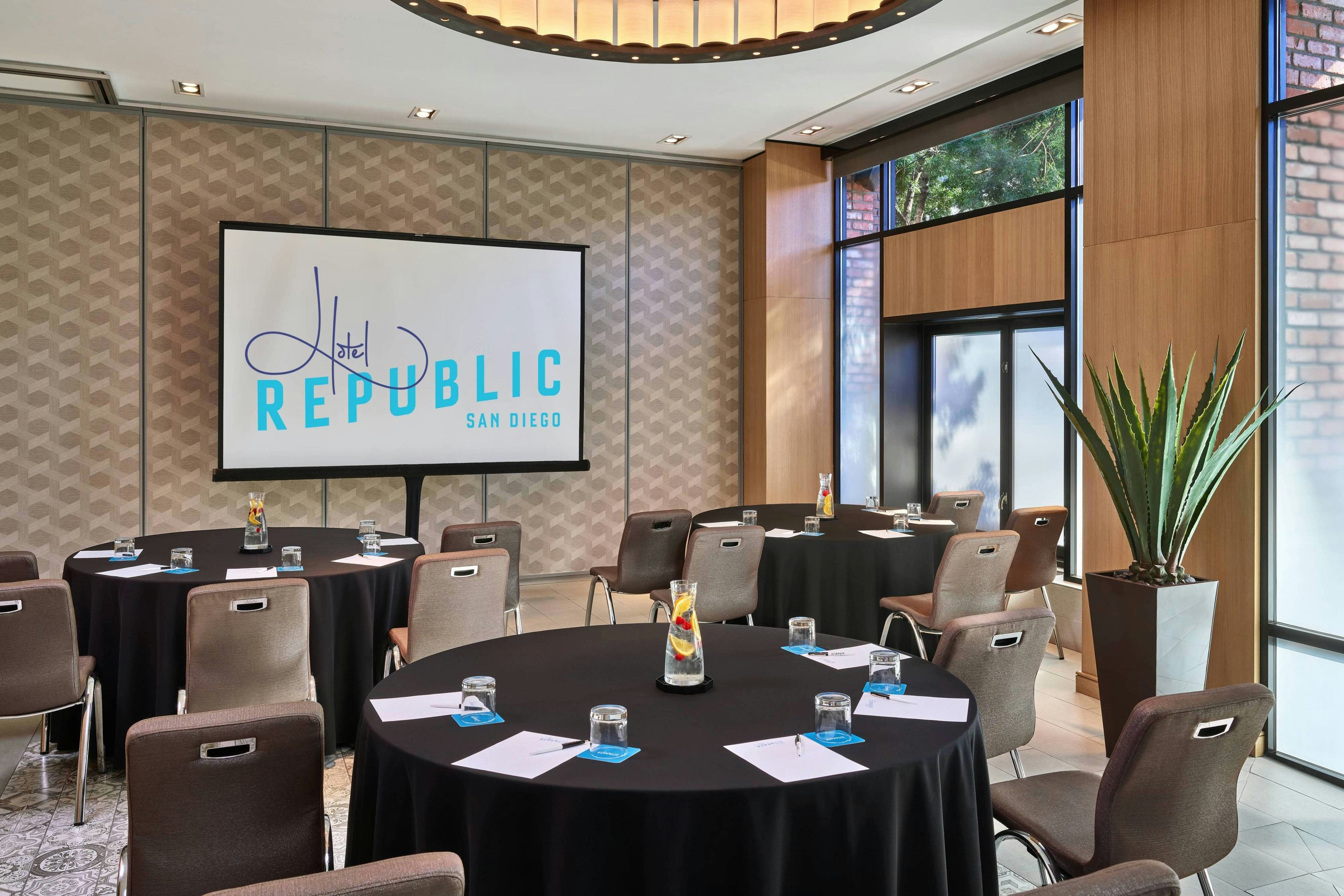 Hotel Republic San Diego, Autograph Collection 52/78