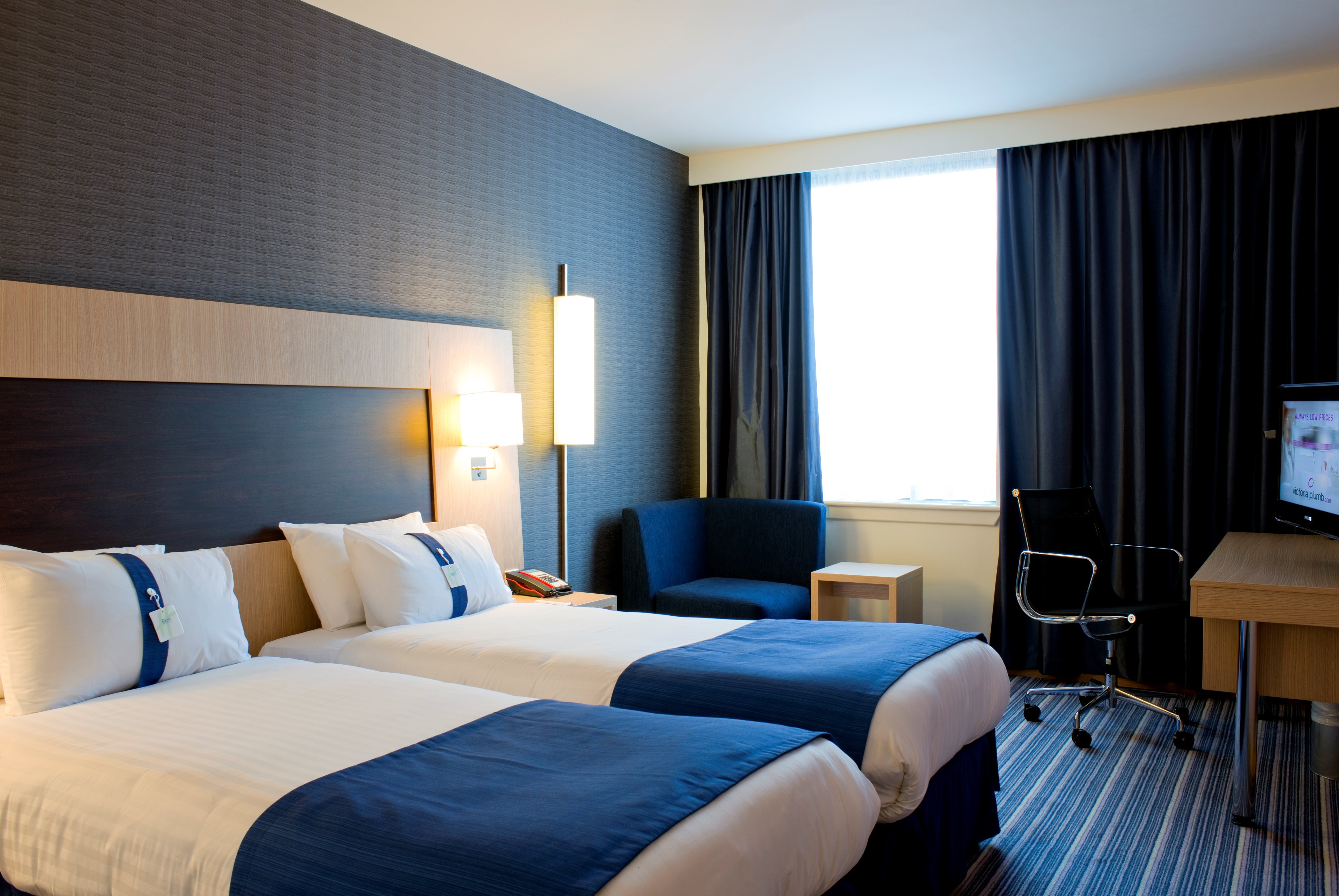 Room, Twin Beds