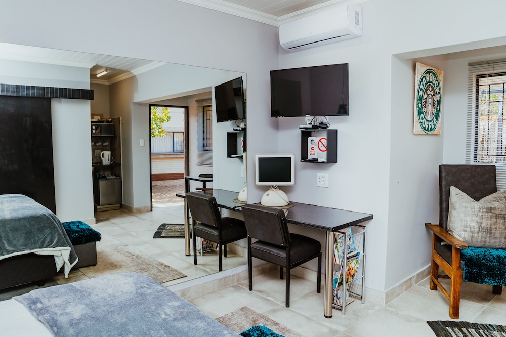 Ons Dorpshuis Guest House 22/33
