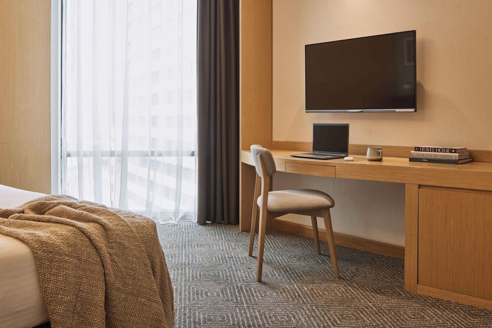 Rydges Australia Square 82/88