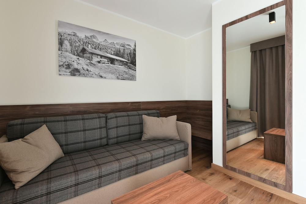 Dolomeet Boutique Hotel 28/50