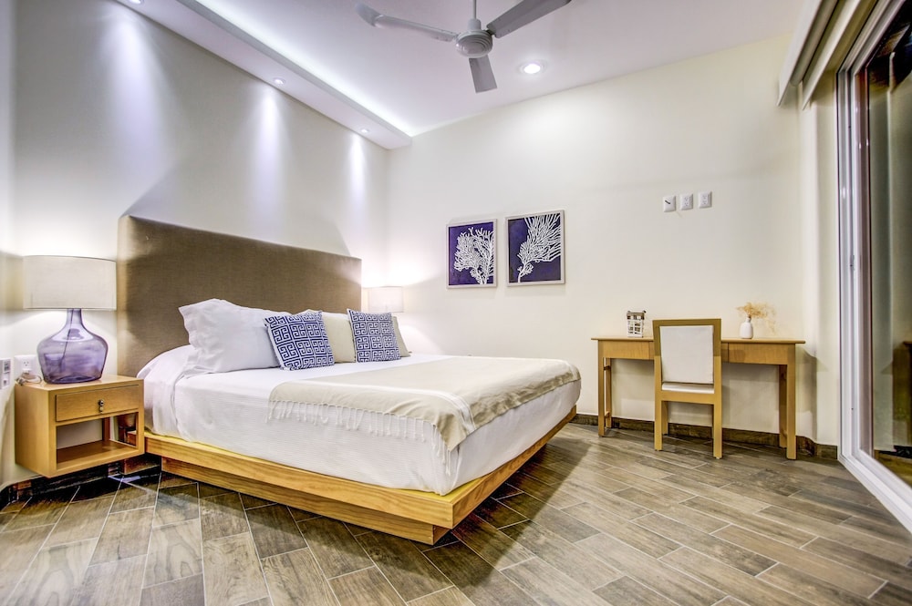 Vivo Resorts 7/50