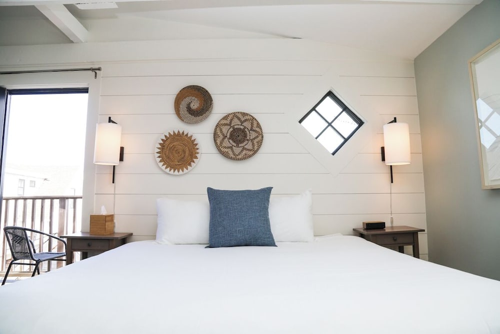The Waterford Inn 8/33