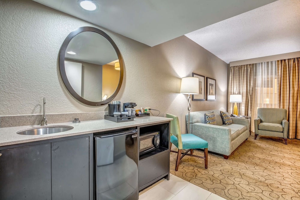 Embassy Suites by Hilton Memphis East Germantown Area 47/80