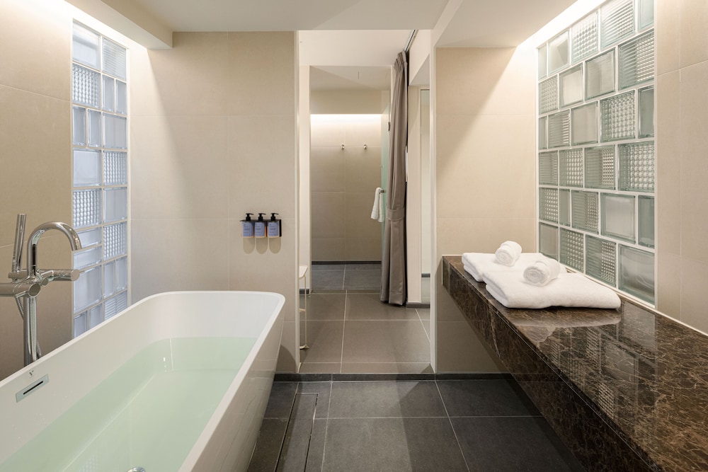 YANH Ratchawat hotel 47/50