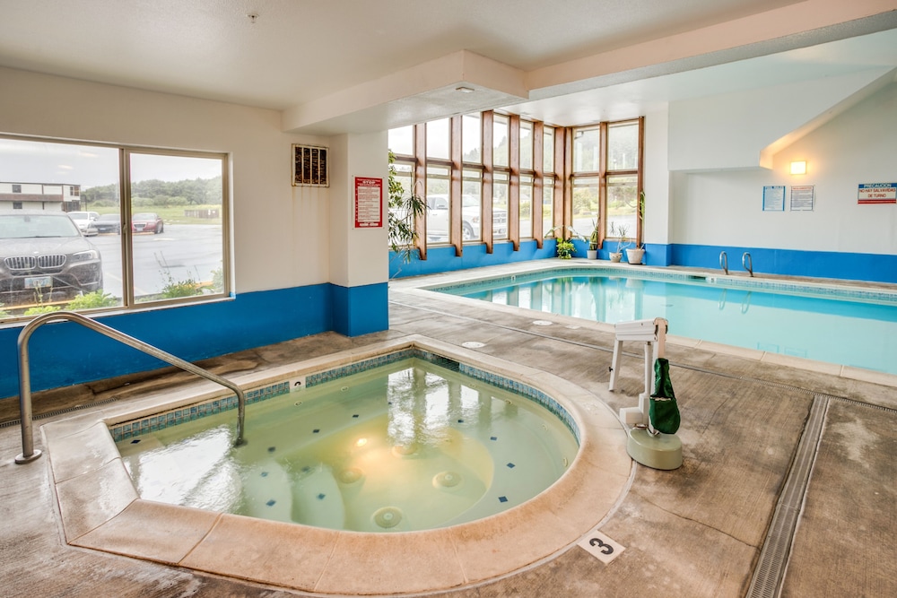 Adobe Resort 35/73