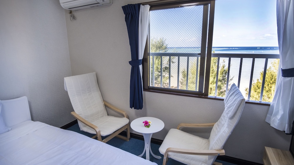 Hotel Hoshitate Iriomotejima (ex Seaside Hotel Blue Moon) 3/28
