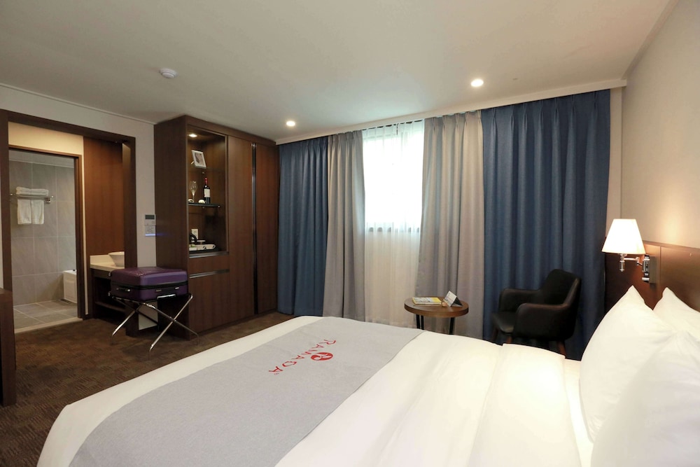 Ramada By Wyndham Gangwon Taebaek 21/34