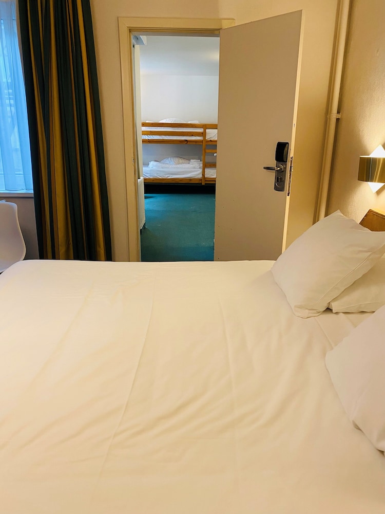 Hotel Prado 25/68