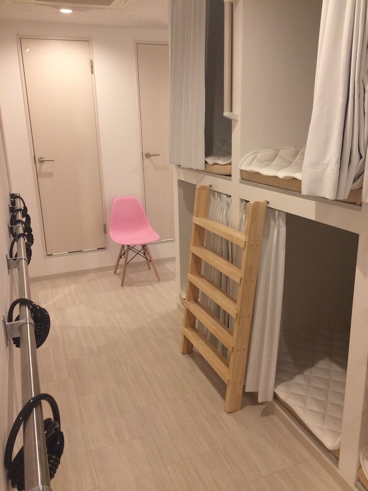Bnb+ Costelun Akiba - Hostel Caters To Adult Female Only 39/50