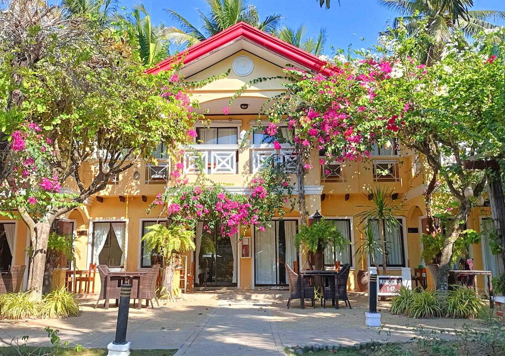 Puerto Del Sol Beach Resort 3/48